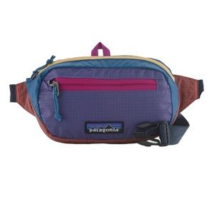 Patagonia | Ultralight Black Hole® Mini Hip Pack (1L) | Patchwork: Coral | NWT